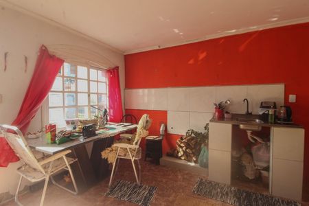 Sala de casa à venda com 3 quartos, 400m² em Espírito Santo, Porto Alegre
