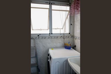 Apartamento à venda com 65m², 3 quartos e 1 vaga Apartamento à venda com 65m², 3 quartos e 1 vagaLavanderia