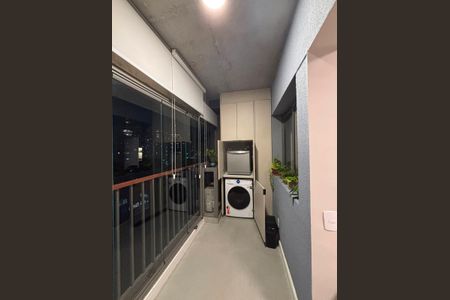 Apartamento à venda com 47m², 2 quartos e sem vaga Apartamento à venda com 47m², 2 quartos e sem vagaVaranda