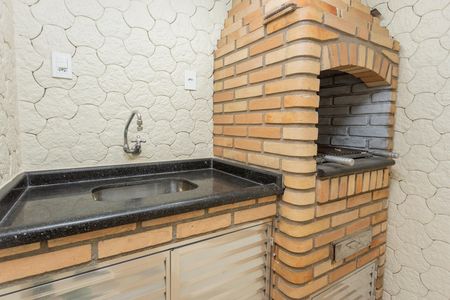 Casa à venda com 61m², 2 quartos e 2 vagasChurrasqueira