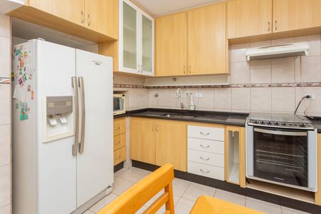 Casa à venda com 61m², 2 quartos e 2 vagasCozinha