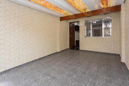 Casa à venda com 61m², 2 quartos e 2 vagasGaragem