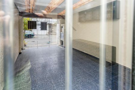 Casa à venda com 61m², 2 quartos e 2 vagasVista da Sala