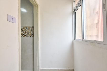 Área de serviço de kitnet/studio para alugar com 1 quarto, 42m² em Liberdade, São Paulo