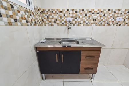 Cozinha de kitnet/studio para alugar com 1 quarto, 42m² em Liberdade, São Paulo