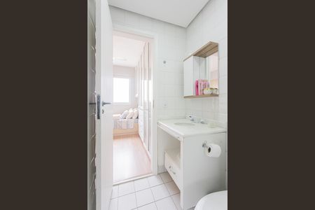 Apartamento para alugar com 50m², 2 quartos e 1 vaga Apartamento para alugar com 50m², 2 quartos e 1 vagaBanheiro da Suíte 2