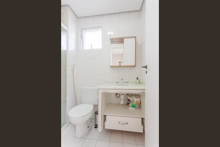 Apartamento para alugar com 50m², 2 quartos e 1 vaga Apartamento para alugar com 50m², 2 quartos e 1 vagaBanheiro da Suíte 1