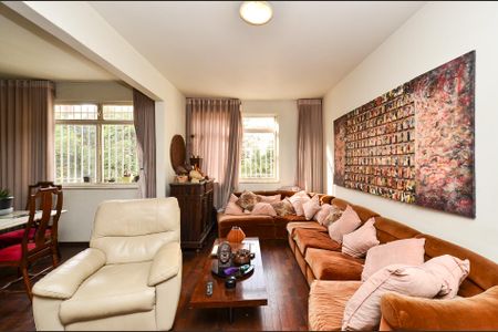 Apartamento à venda com 4 quartos, 160m² em Coracao de Jesus, Belo Horizonte
