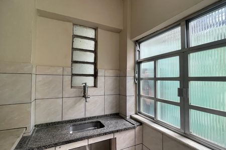 Cozinha de kitnet/studio para alugar com 1 quarto, 25m² em Vila Leopoldina, Duque de Caxias
