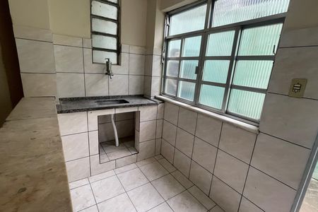 Cozinha de kitnet/studio para alugar com 1 quarto, 25m² em Vila Leopoldina, Duque de Caxias
