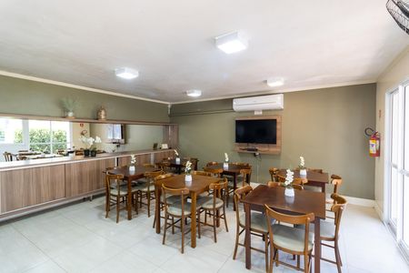 Apartamento à venda com 72m², 3 quartos e 1 vagaÁrea comum - Salão de festas