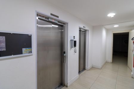 Apartamento à venda com 72m², 3 quartos e 1 vagaHall de entrada