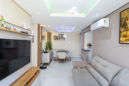 Sala de apartamento à venda com 3 quartos, 72m² em Cavalhada, Porto Alegre