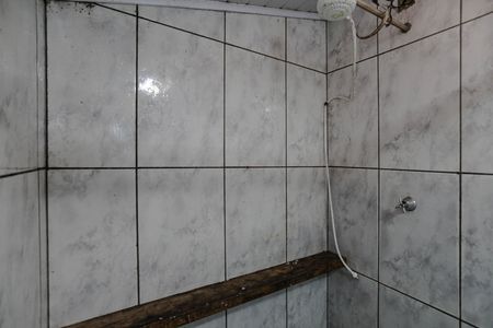 Casa para alugar com 120m², 2 quartos e 2 vagasBanheiro