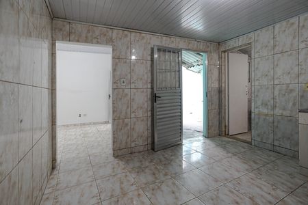 Casa para alugar com 120m², 2 quartos e 2 vagasCozinha