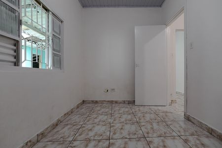 Casa para alugar com 120m², 2 quartos e 2 vagasQuarto 1