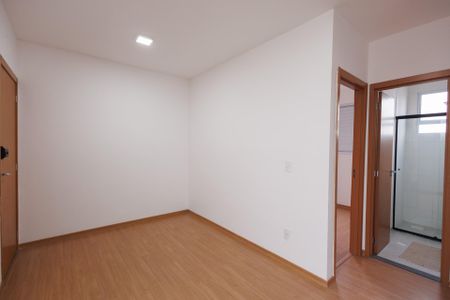 Sala de apartamento para alugar com 2 quartos, 52m² em Jardim Bela Vista, Taubaté