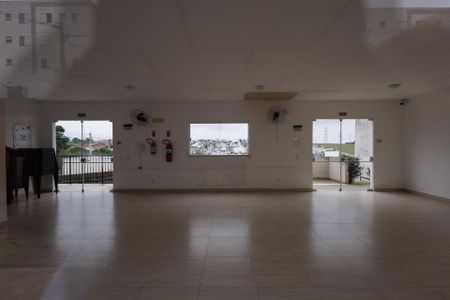 Apartamento para alugar com 52m², 2 quartos e 1 vagaÁrea comum - Salão de festas