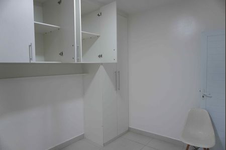 Casa para alugar com 65m², 1 quarto e 1 vagaQuarto