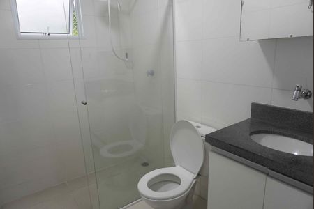 Banheiro de casa para alugar com 1 quarto, 65m² em Vila São Silvestre, Barueri