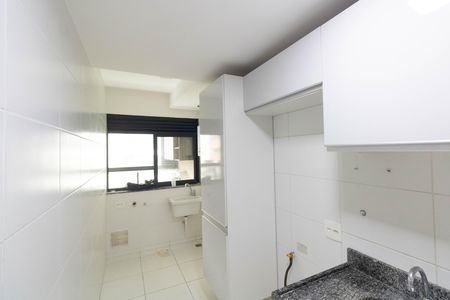 Apartamento para alugar com 57m², 2 quartos e 1 vaga Apartamento para alugar com 57m², 2 quartos e 1 vagaCozinha e Área de Serviço