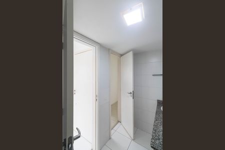 Apartamento para alugar com 57m², 2 quartos e 1 vaga Apartamento para alugar com 57m², 2 quartos e 1 vagaBanheiro