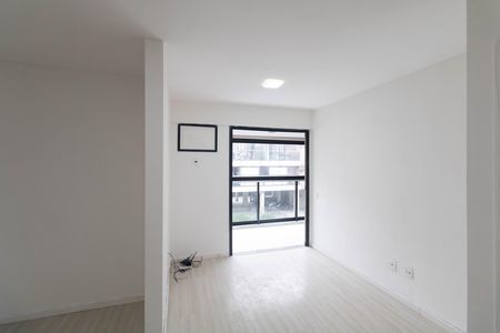 Sala de apartamento para alugar com 2 quartos, 57m² em Campo Grande, Rio de Janeiro
