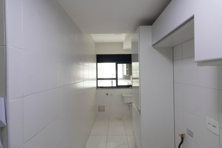 Apartamento para alugar com 57m², 2 quartos e 1 vaga Apartamento para alugar com 57m², 2 quartos e 1 vagaCozinha e Área de Serviço
