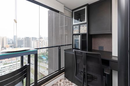 Studio à venda com 39m², 1 quarto e 1 vagaVaranda