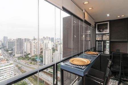 Studio à venda com 39m², 1 quarto e 1 vagaVaranda
