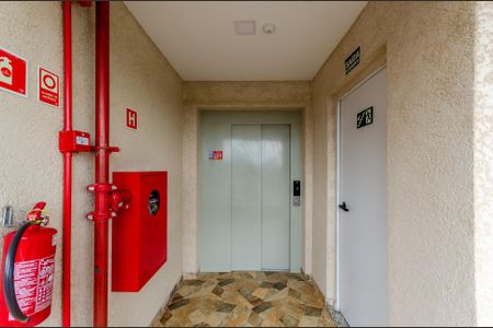 Área comum de apartamento para alugar com 2 quartos, 60m² em Jardim Mangalot, São Paulo