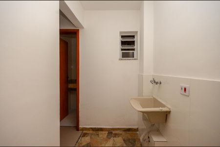Área de Serviço de apartamento para alugar com 2 quartos, 60m² em Jardim Mangalot, São Paulo