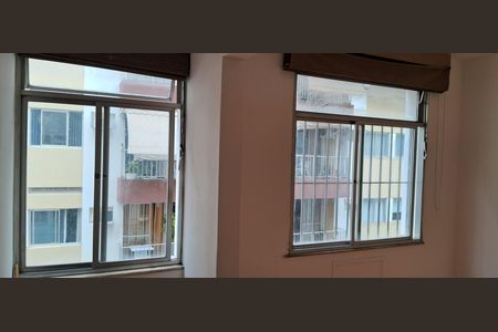 Apartamento à venda com 60m², 2 quartos e 1 vaga