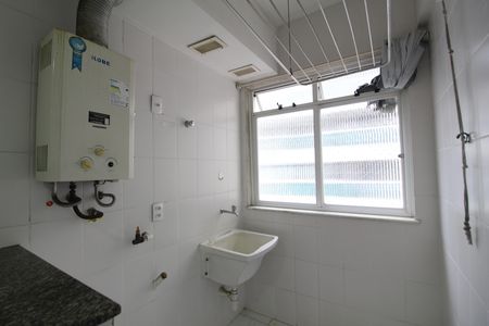 Apartamento para alugar com 86m², 3 quartos e 1 vagaÁrea de Serviço