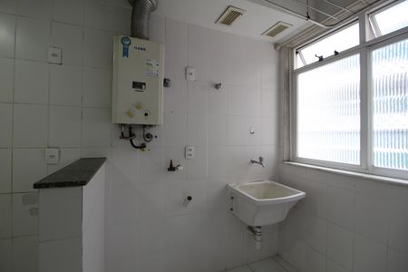 Apartamento para alugar com 86m², 3 quartos e 1 vagaÁrea de Serviço
