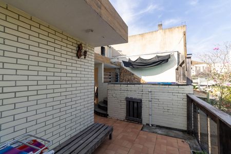 Casa para alugar com 200m², 2 quartos e sem vaga Casa para alugar com 200m², 2 quartos e sem vagaTerraço