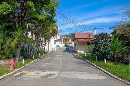 Casa para alugar com 200m², 2 quartos e sem vaga Casa para alugar com 200m², 2 quartos e sem vagaFachada e portaria