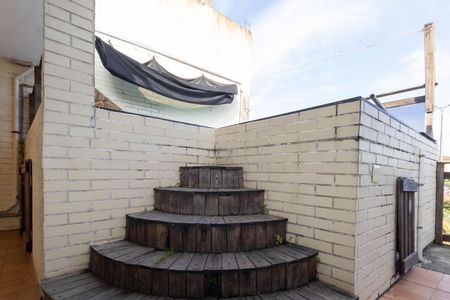 Casa para alugar com 200m², 2 quartos e sem vaga Casa para alugar com 200m², 2 quartos e sem vagaTerraço