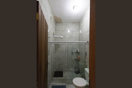 Casa para alugar com 200m², 2 quartos e sem vaga Casa para alugar com 200m², 2 quartos e sem vagaBanheiro Social