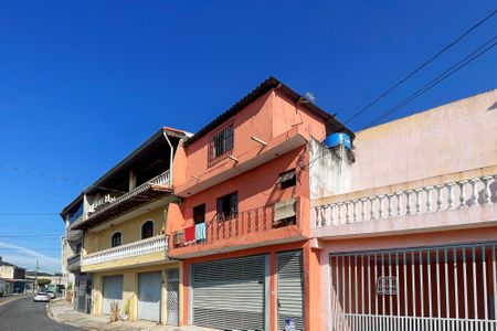 Fachada de casa para alugar com 1 quarto, 70m² em Parque Santa Teresa, Cotia