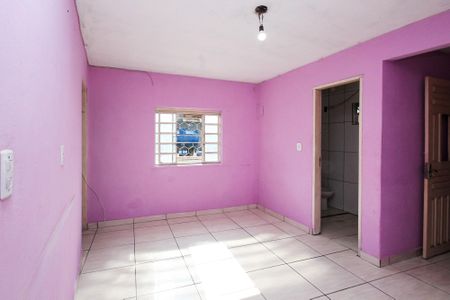 Casa para alugar com 70m², 1 quarto e sem vaga Casa para alugar com 70m², 1 quarto e sem vagaSala