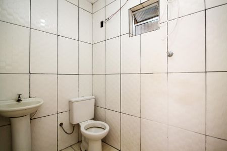 Casa para alugar com 70m², 1 quarto e sem vaga Casa para alugar com 70m², 1 quarto e sem vagaBanheiro