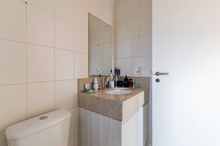 Suite - Banheiro de apartamento para alugar com 1 quarto, 64m² em Vila Anglo Brasileira, São Paulo