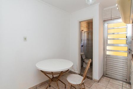 Edícula - Cozinha de casa à venda com 4 quartos, 350m² em Vila Nilo, São Paulo