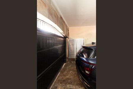 Casa à venda com 350m², 4 quartos e 2 vagas Casa à venda com 350m², 4 quartos e 2 vagasGaragem