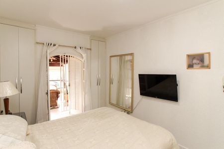 Casa à venda com 350m², 4 quartos e 2 vagas Casa à venda com 350m², 4 quartos e 2 vagasSuíte 2