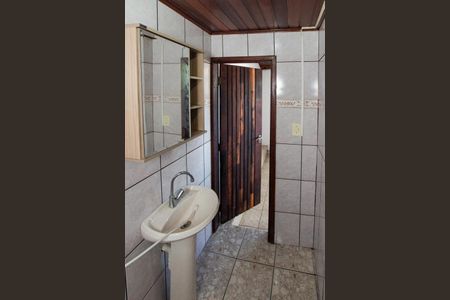 Casa à venda com 350m², 4 quartos e 2 vagas Casa à venda com 350m², 4 quartos e 2 vagasEdícula - Banheiro 2