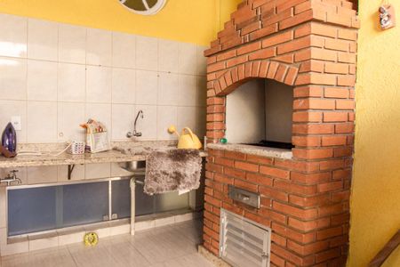Casa à venda com 350m², 4 quartos e 2 vagas Casa à venda com 350m², 4 quartos e 2 vagasÁrea de Serviço