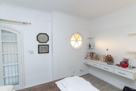 Suíte 1 de casa à venda com 4 quartos, 350m² em Vila Nilo, São Paulo
