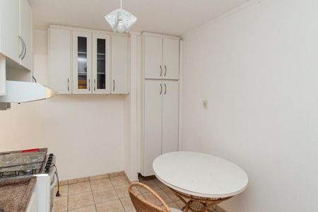 Casa à venda com 350m², 4 quartos e 2 vagas Casa à venda com 350m², 4 quartos e 2 vagasEdícula - Cozinha